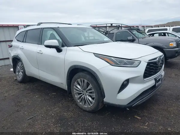 5TDEBRCH9TS706195 2026 TOYOTA HIGHLANDER - Image 1