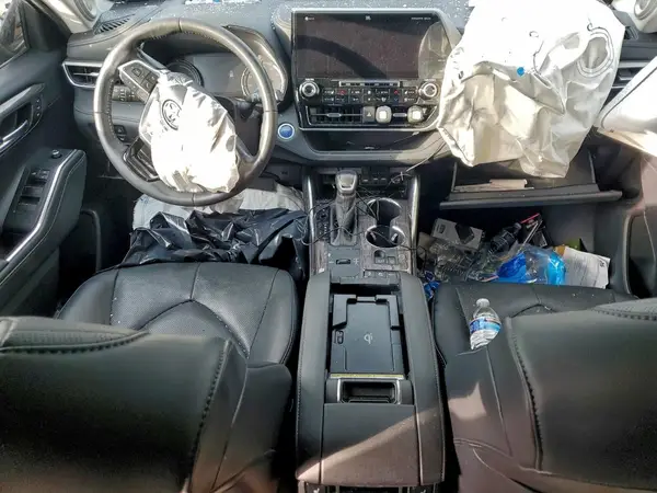 5TDEBRCHXLS008467 2020 TOYOTA HIGHLANDER - Image 8