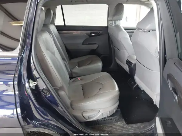 5TDEBRCHXLS010851 2020 TOYOTA HIGHLANDER - Image 8