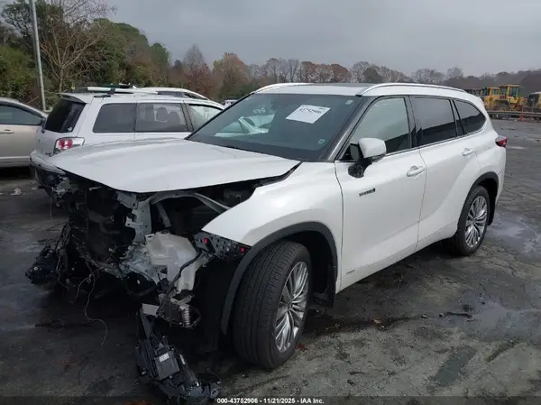 5TDEBRCHXMS034519 2021 TOYOTA HIGHLANDER - Image 2