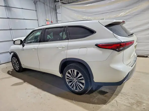 5TDEBRCHXMS038716 2021 TOYOTA HIGHLANDER - Image 2