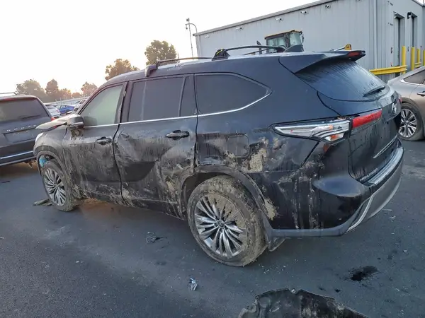 5TDEBRCHXMS049117 2021 TOYOTA HIGHLANDER - Image 2