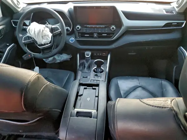 5TDEBRCHXMS049117 2021 TOYOTA HIGHLANDER - Image 8