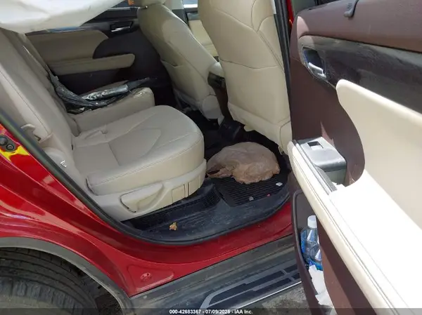 5TDEBRCHXNS083981 2022 TOYOTA HIGHLANDER - Image 8