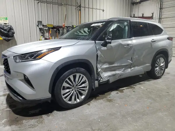 5TDEBRCHXRS609046 2024 TOYOTA HIGHLANDER - Image 1