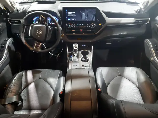 5TDEBRCHXRS609046 2024 TOYOTA HIGHLANDER - Image 8