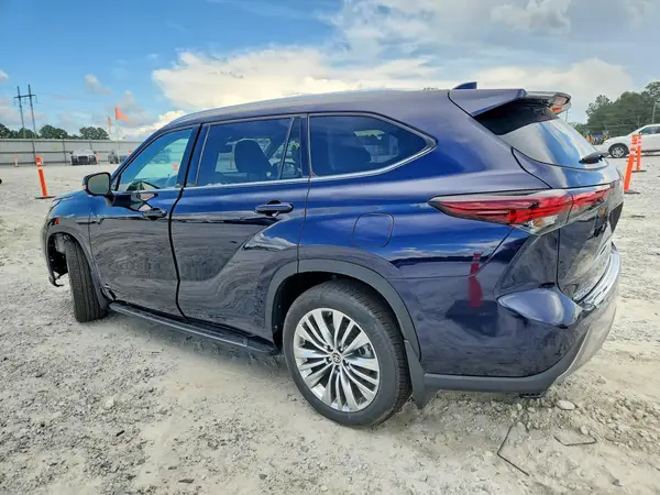 5TDEBRCHXRS633492 2024 TOYOTA HIGHLANDER - Image 2