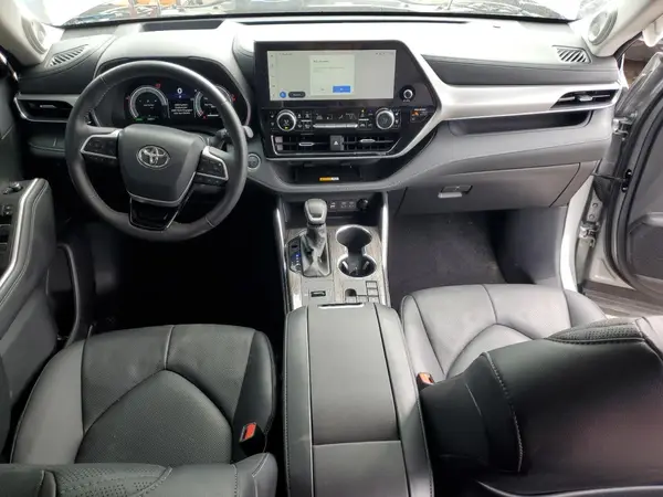 5TDEBRCHXRS644640 2024 TOYOTA HIGHLANDER - Image 8