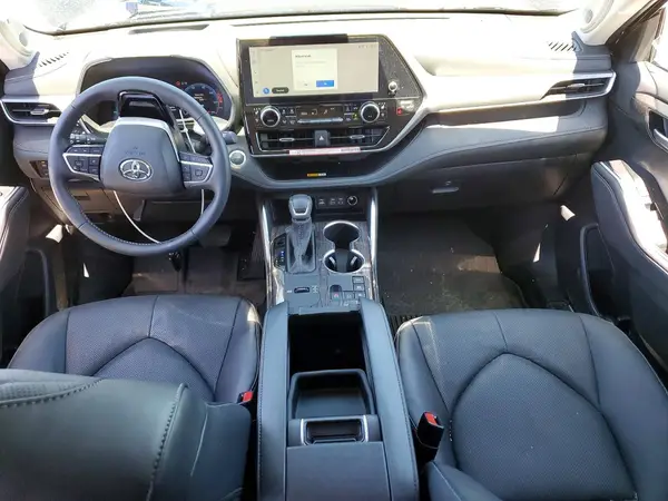 5TDEBRCHXSS649164 2025 TOYOTA HIGHLANDER - Image 8