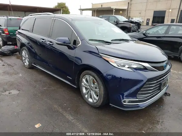 5TDERKEC0MS050006 2021 TOYOTA SIENNA - Image 1