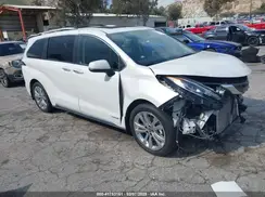 5TDERKEC0MS057523 2021 TOYOTA SIENNA