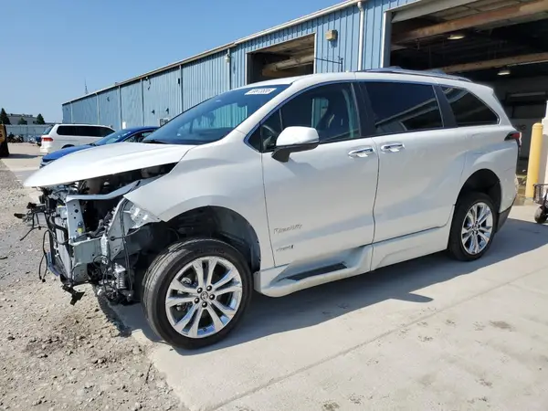 5TDERKEC1MS003969 2021 TOYOTA SIENNA - Image 1