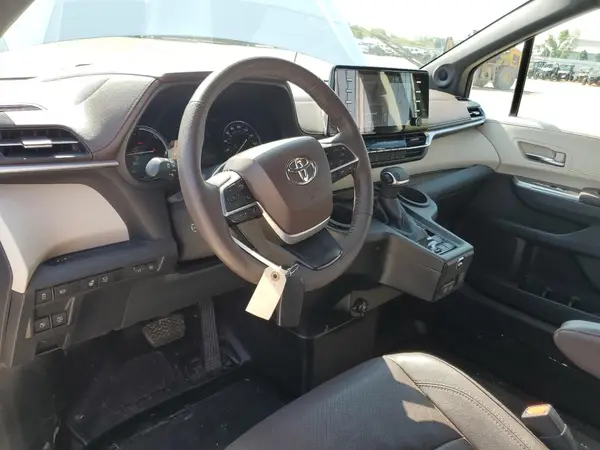5TDERKEC1MS003969 2021 TOYOTA SIENNA - Image 8