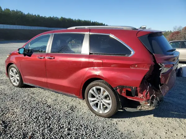 5TDERKEC1PS139135 2023 TOYOTA SIENNA - Image 2