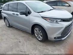 5TDERKEC2NS079895 2022 TOYOTA SIENNA