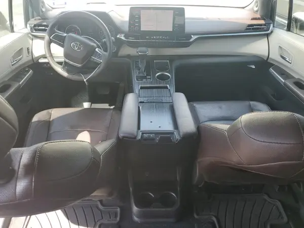 5TDERKEC3NS092199 2022 TOYOTA SIENNA - Image 8