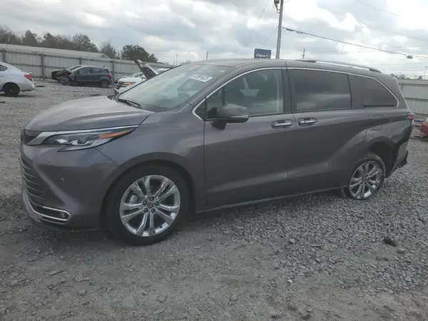 5TDERKEC3NS135567 2022 TOYOTA SIENNA - Image 1