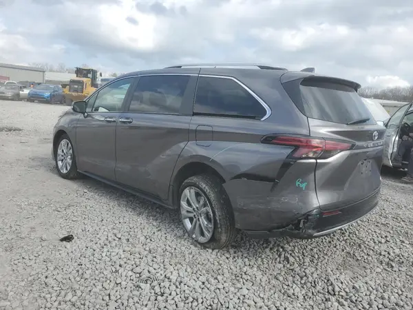 5TDERKEC3NS135567 2022 TOYOTA SIENNA - Image 2