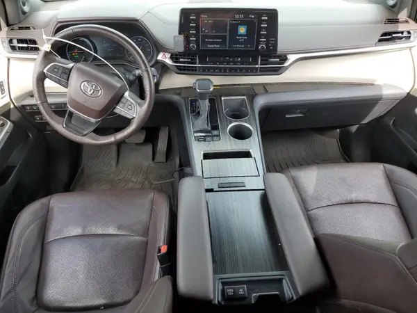 5TDERKEC3PS165378 2023 TOYOTA SIENNA - Image 8