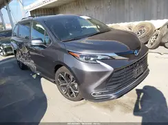 5TDERKEC3SS287215 2025 TOYOTA SIENNA