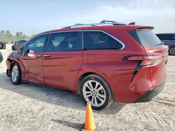 5TDERKEC4NS092017 2022 TOYOTA SIENNA - Image 2