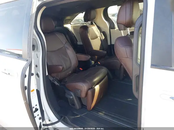 5TDERKEC5NS074982 2022 TOYOTA SIENNA - Image 8