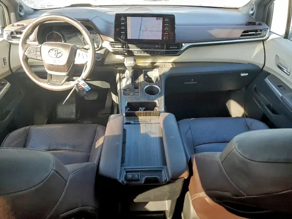 5TDERKEC7NS125270 2022 TOYOTA SIENNA - Image 8
