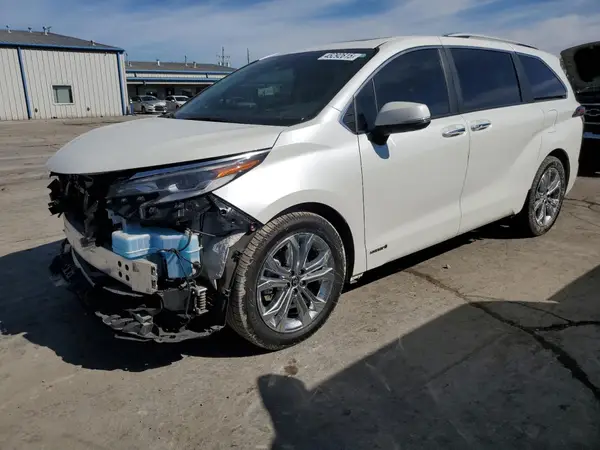 5TDERKEC8MS007565 2021 TOYOTA SIENNA - Image 1
