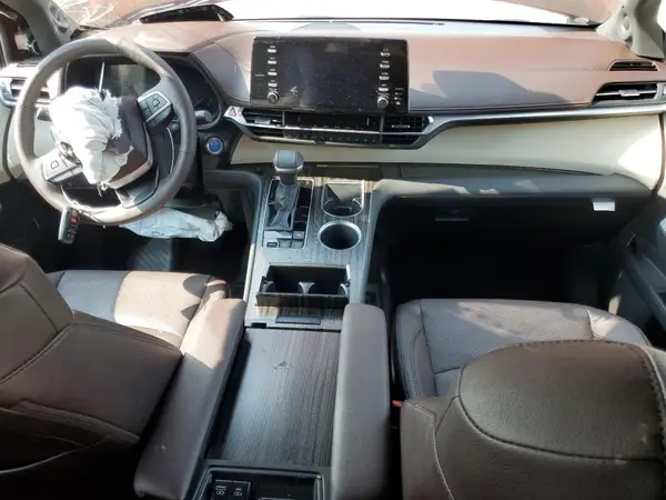5TDERKEC8PS158104 2023 TOYOTA SIENNA - Image 8