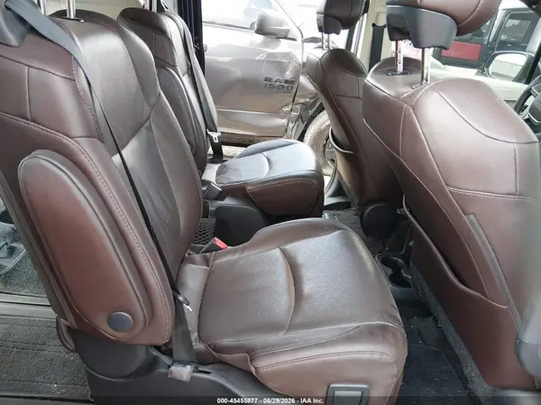 5TDERKEC9MS021457 2021 TOYOTA SIENNA - Image 8