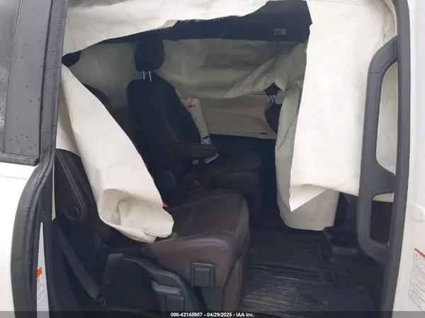 5TDERKEC9MS022771 2021 TOYOTA SIENNA - Image 8