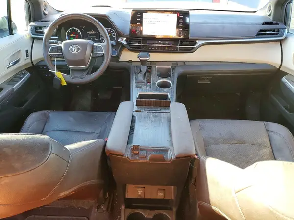 5TDERKEC9RS187131 2024 TOYOTA SIENNA - Image 8