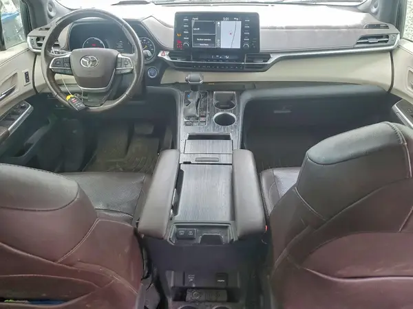 5TDERKECXNS098548 2022 TOYOTA SIENNA - Image 8