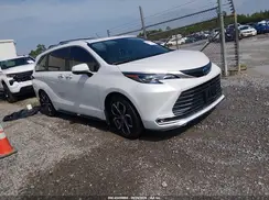 5TDERKECXSS254101 2025 TOYOTA SIENNA
