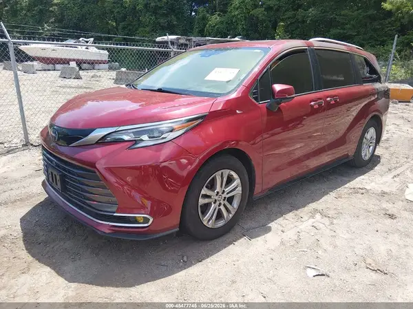 5TDESKFC0MS015579 2021 TOYOTA SIENNA - Image 2