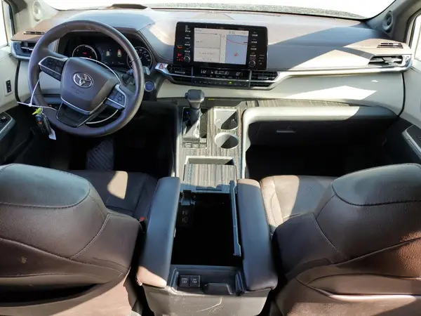 5TDESKFC0MS016618 2021 TOYOTA SIENNA - Image 8