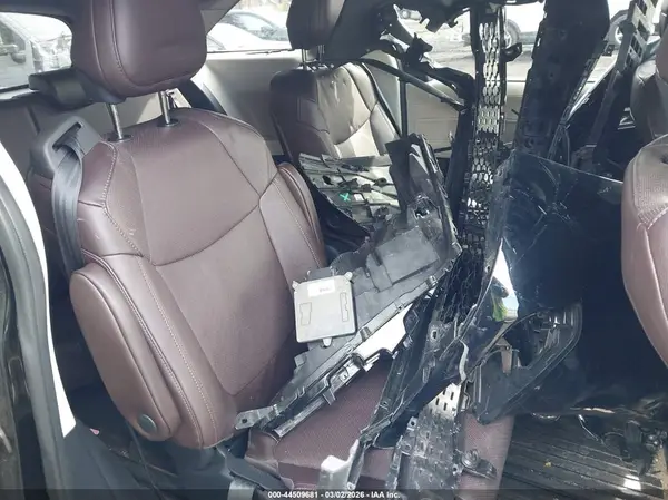 5TDESKFC0MS032270 2021 TOYOTA SIENNA - Image 8