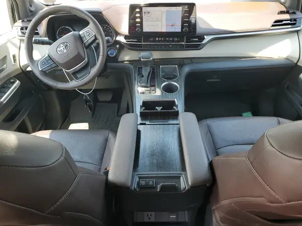 5TDESKFC0PS082459 2023 TOYOTA SIENNA - Image 8