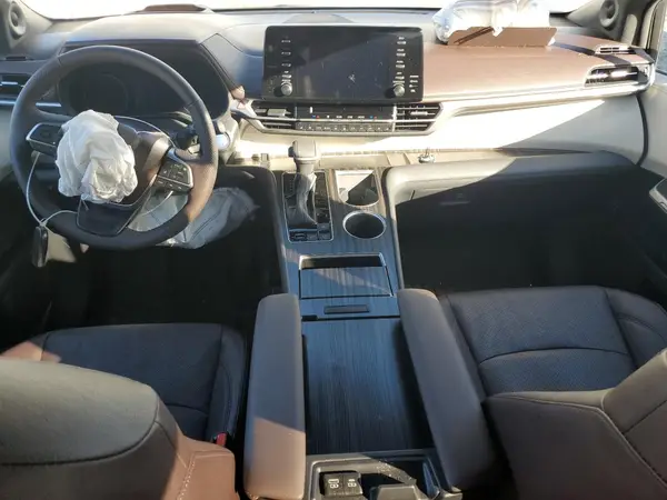 5TDESKFC0RS145322 2024 TOYOTA SIENNA - Image 8