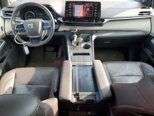 5TDESKFC1MS004073 2021 TOYOTA SIENNA - Image 8