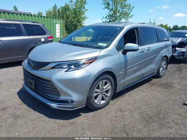 5TDESKFC1MS013016 2021 TOYOTA SIENNA - Image 2