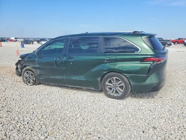 5TDESKFC1MS024002 2021 TOYOTA SIENNA - Image 2
