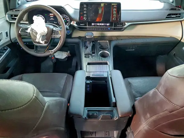 5TDESKFC1MS037543 2021 TOYOTA SIENNA - Image 8