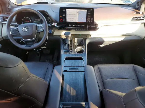5TDESKFC1PS105604 2023 TOYOTA SIENNA - Image 8