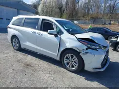 5TDESKFC1RS114211 2024 TOYOTA SIENNA