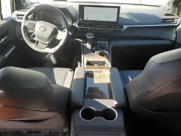 5TDESKFC1SS156335 2025 TOYOTA SIENNA - Image 8