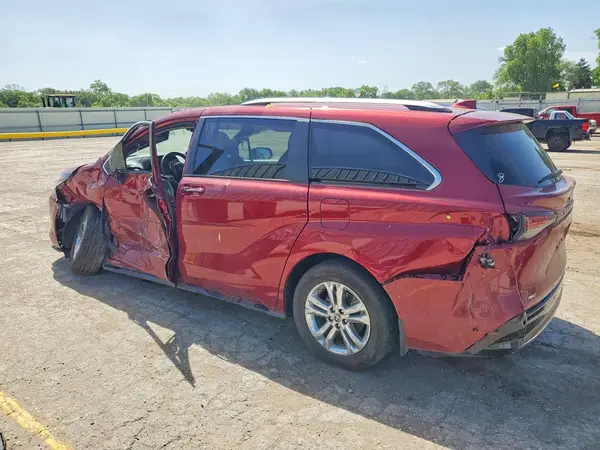 5TDESKFC2MS009847 2021 TOYOTA SIENNA - Image 2