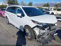 5TDESKFC2NS041425 2022 TOYOTA SIENNA