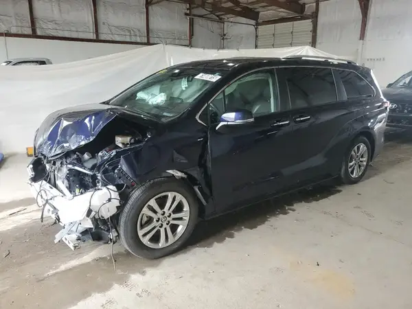 5TDESKFC2NS048665 2022 TOYOTA SIENNA - Image 1