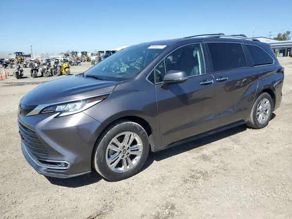 5TDESKFC2PS106874 2023 TOYOTA SIENNA - Image 1